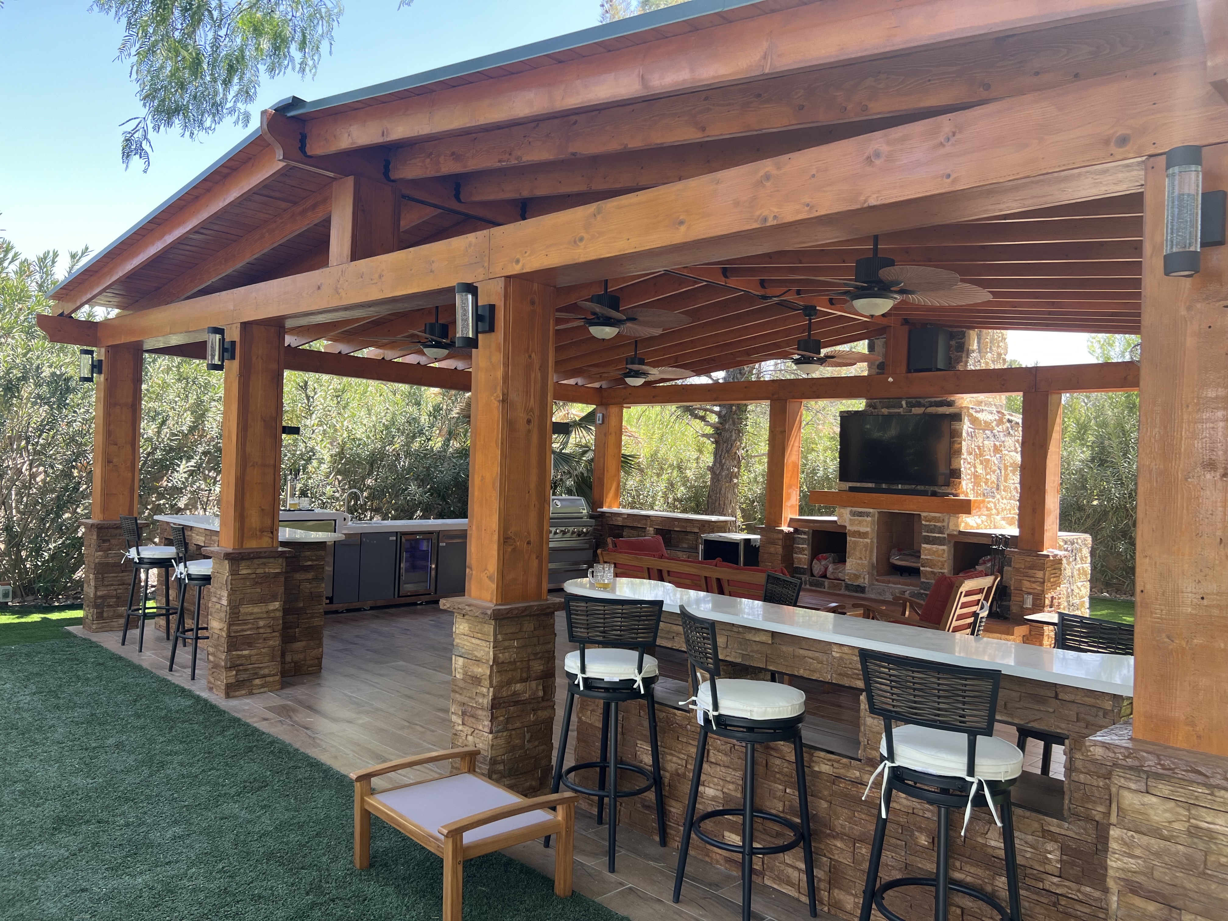 Outdoor Bar